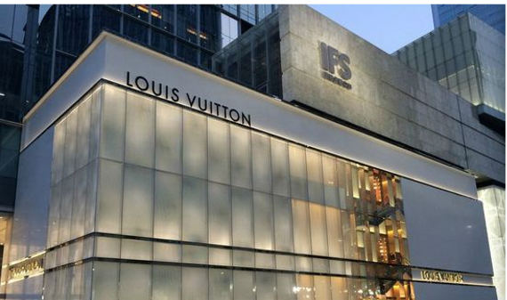 Louis Vuitton in China: The king of luxury brands in China