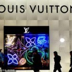 What are the differences between Chinese and Western consumers for luxury goods?