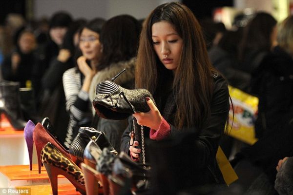 China’s luxury shoes market: Chinese women still favor Western brands